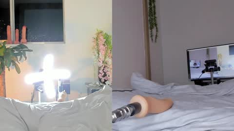 Nicolle Saenzz online show from 23, 1, 2025