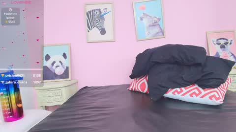Snapshot of nicollelima chatting on 11, 1, 2025 Nicolle Lima online show from 11, 1, 2025