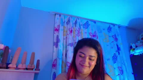 Nicolle Miley online show from 7, 7, 2026