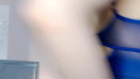 Snapshot of nicolros chatting on 6, 11, 2025 NicolRos online show from 6, 11, 2025