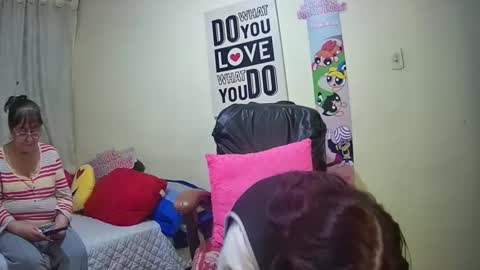 nicoltatiana_ online show from 14, 11, 2025