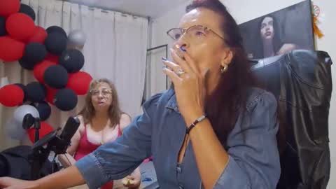 Snapshot of nicoltatiana_ chatting on 2, 5, 2026 nicoltatiana_ online show from 2, 5, 2026