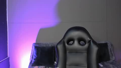 Nicol online show from 25, 11, 2025