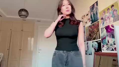 Snapshot of nievesshippey chatting on 19, 6, 2026 Hanna online show from 19, 6, 2026