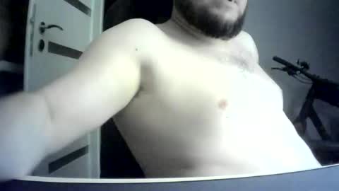 Niewidoczny online show from 28, 2, 2026