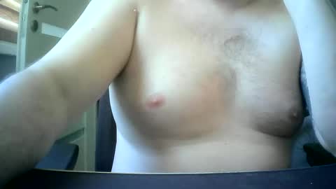 Snapshot of niewidoczny26 chatting on 23, 5, 2026 Niewidoczny online show from 23, 5, 2026