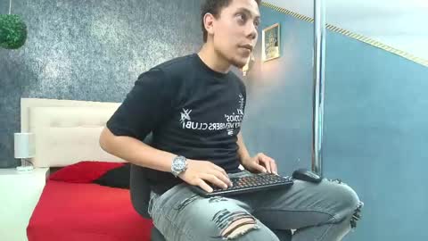 Snapshot of nigh_fire chatting on 20, 5, 2026 NIGH FIRE online show from 20, 5, 2026