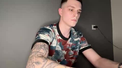 Snapshot of nightlord_x chatting on 19, 12, 2025 Max online show from 19, 12, 2025