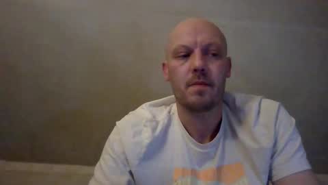 nighttime online show from 1, 1, 2025
