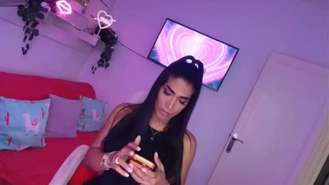Snapshot of niickylovee chatting on 18, 1, 2026 Nicolle Bustamante online show from 18, 1, 2026
