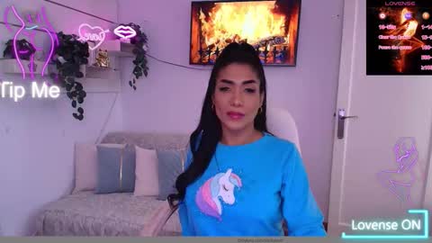 Snapshot of niickylovee chatting on 9, 2, 2026 Nicolle Bustamante online show from 9, 2, 2026
