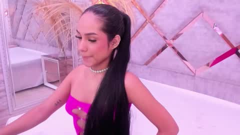 Snapshot of niicole_taylor chatting on 9, 2, 2026 Nicole online show from 9, 2, 2026