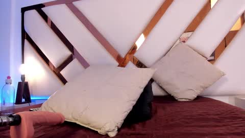 Snapshot of niicolle_evanss chatting on 18, 4, 2026 Nicolle online show from 18, 4, 2026