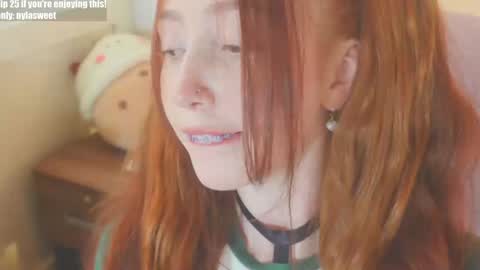 Snapshot of niilaa chatting on 25, 9, 2025 of Nylasweet online show from 25, 9, 2025