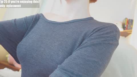 Snapshot of niilaa chatting on 13, 10, 2025 of Nylasweet online show from 13, 10, 2025