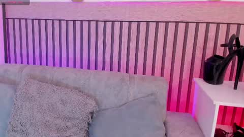 Snapshot of niinaink chatting on 14, 6, 2026 NINAINK online show from 14, 6, 2026
