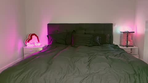 Snapshot of niinarosee1 chatting on 13, 2, 2025 Niinarosee online show from 13, 2, 2025