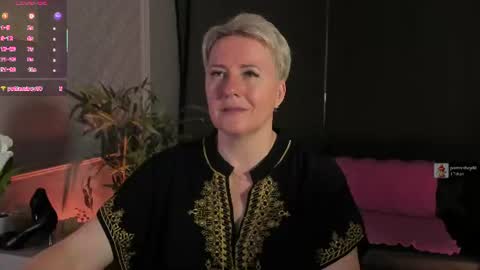 Snapshot of nika_smit chatting on 28, 6, 2026 Nika online show from 28, 6, 2026