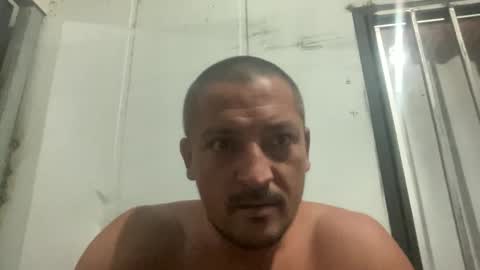 Snapshot of nikaulas chatting on 27, 4, 2026 Nasty Couple online show from 27, 4, 2026
