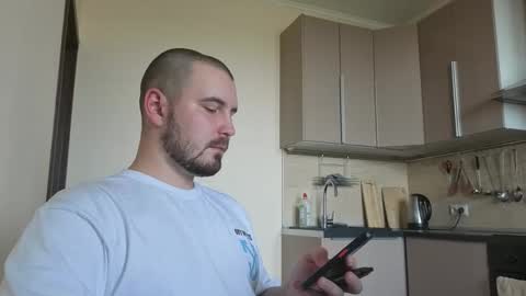 Snapshot of nikbusiness chatting on 4, 10, 2025 Nick online show from 4, 10, 2025