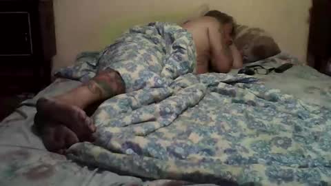 nikibutt19701970 online show from 21, 9, 2025