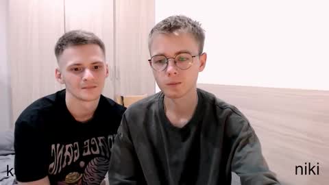 Snapshot of nikikerry_cum_ chatting on 26, 10, 2025 nikikerry_cum_ online show from 26, 10, 2025