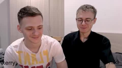 Snapshot of nikikerry_cum_ chatting on 30, 10, 2025 nikikerry_cum_ online show from 30, 10, 2025