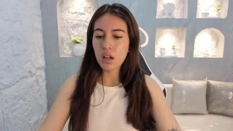 Snapshot of nikka_tx chatting on 26, 10, 2025 Online 2200 to 600 online show from 26, 10, 2025