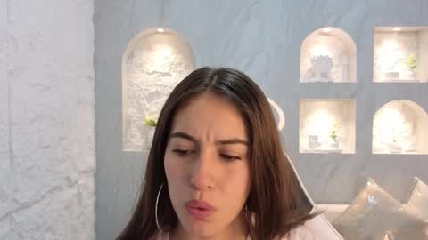 Snapshot of nikka_tx chatting on 2, 11, 2025 Online 2200 to 600 online show from 2, 11, 2025