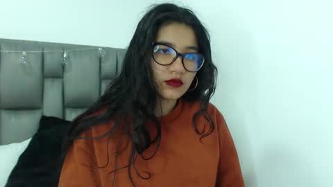 Nilly online show from 10, 12, 2024