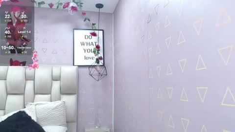 Nilly online show from 22, 12, 2024