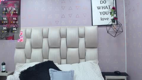 Nilly online show from 23, 12, 2024