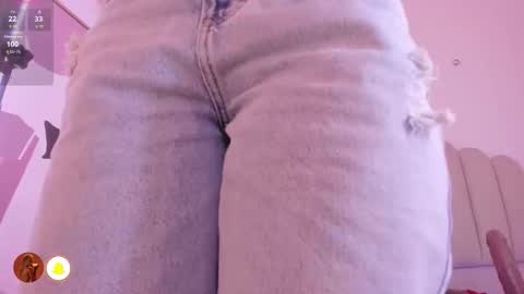 Snapshot of nikki_angel_ chatting on 4, 2, 2026 NIkki Angel online show from 4, 2, 2026