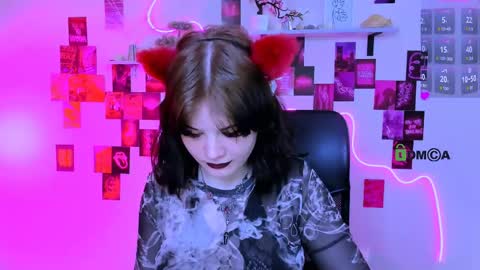 Snapshot of nikki_kiss_ chatting on 13, 5, 2026 nikki_kiss_ online show from 13, 5, 2026