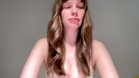Snapshot of nikki_mi chatting on 2, 7, 2026 Nikki online show from 2, 7, 2026