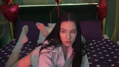 Nikki online show from 18, 2, 2025