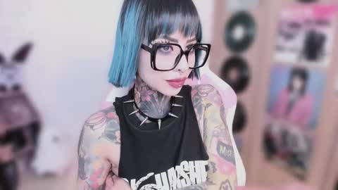 Nikki Ramone   online show from 26, 3, 2026