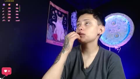 Nikky online show from 10, 2, 2026