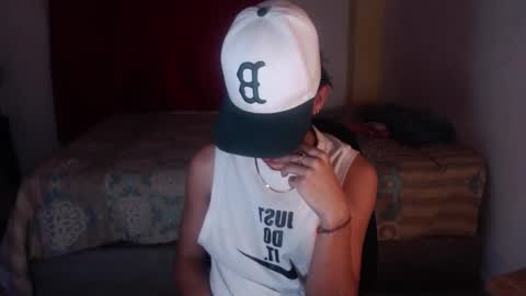 Snapshot of niklaus_wolf chatting on 16, 11, 2025 niklaus_wolf online show from 16, 11, 2025