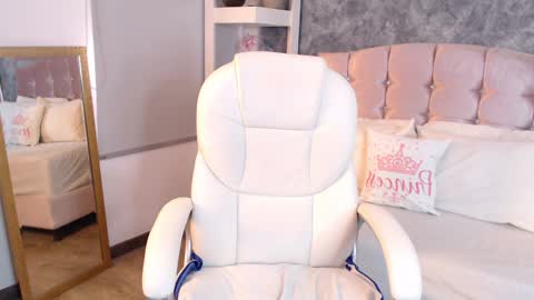 Niko Robin online show from 9, 12, 2024