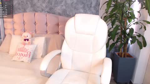 Niko Robin online show from 10, 2, 2025