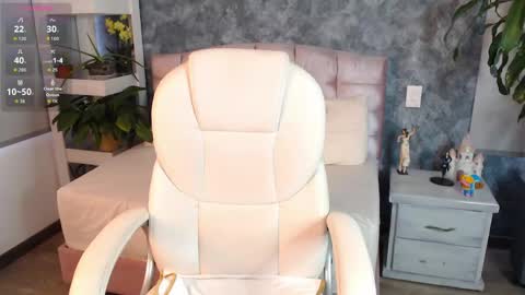 Snapshot of niko_robin chatting on 17, 4, 2026 Niko Robin online show from 17, 4, 2026