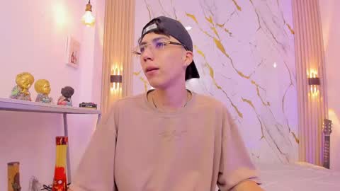    online show from 14, 4, 2026