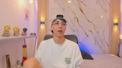 Snapshot of nikolay_gregori chatting on 6, 5, 2026 online show from 6, 5, 2026