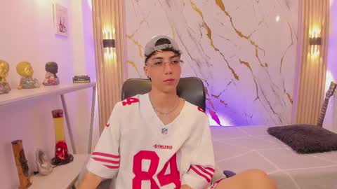 Snapshot of nikolay_gregori chatting on 12, 5, 2026 online show from 12, 5, 2026