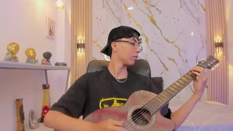 Snapshot of nikolay_gregori chatting on 21, 5, 2026 online show from 21, 5, 2026