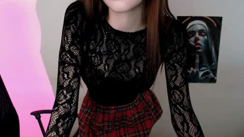 nikonara_ online show from 10, 3, 2025