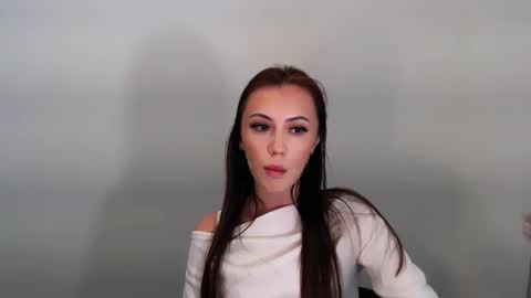 nikonara_ online show from 8, 11, 2025