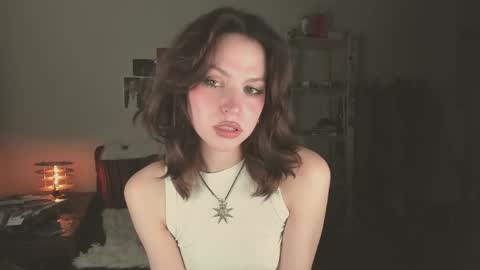 Snapshot of niky_jess chatting on 14, 5, 2026 Veronica online show from 14, 5, 2026