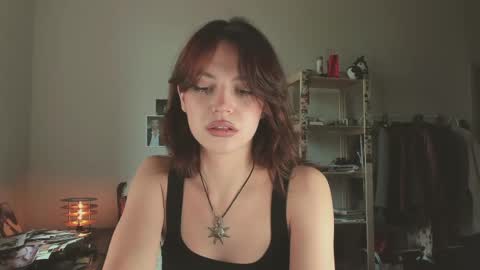 Snapshot of niky_jess chatting on 20, 5, 2026 Veronica online show from 20, 5, 2026